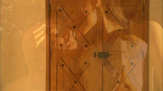 This Guy Leaves A Generous Pearl Necklace For His Lady Of The Hour- PervMilfsnTeens